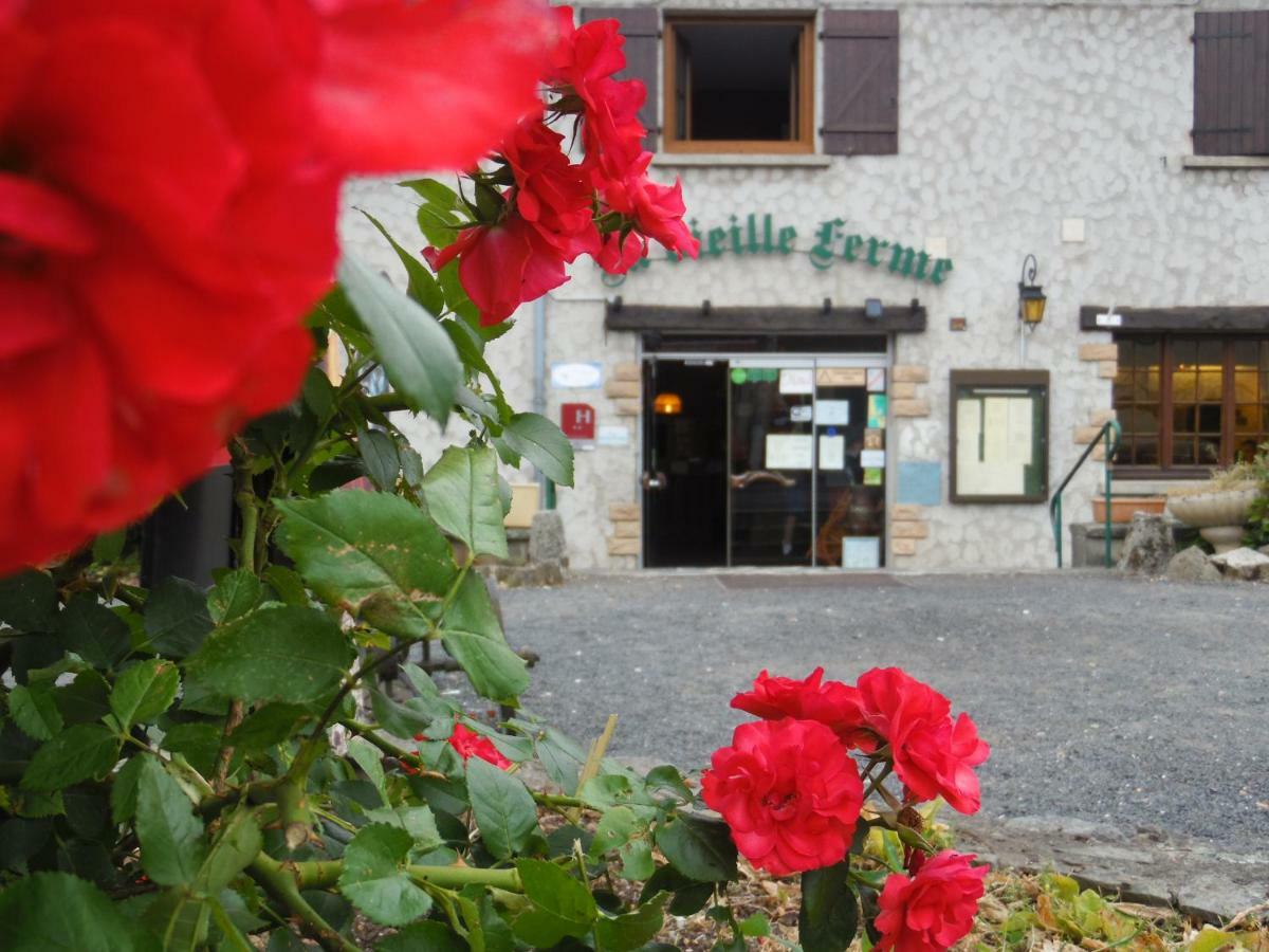 La Vieille Ferme Hotell Les Ancizes-Comps Exteriör bild